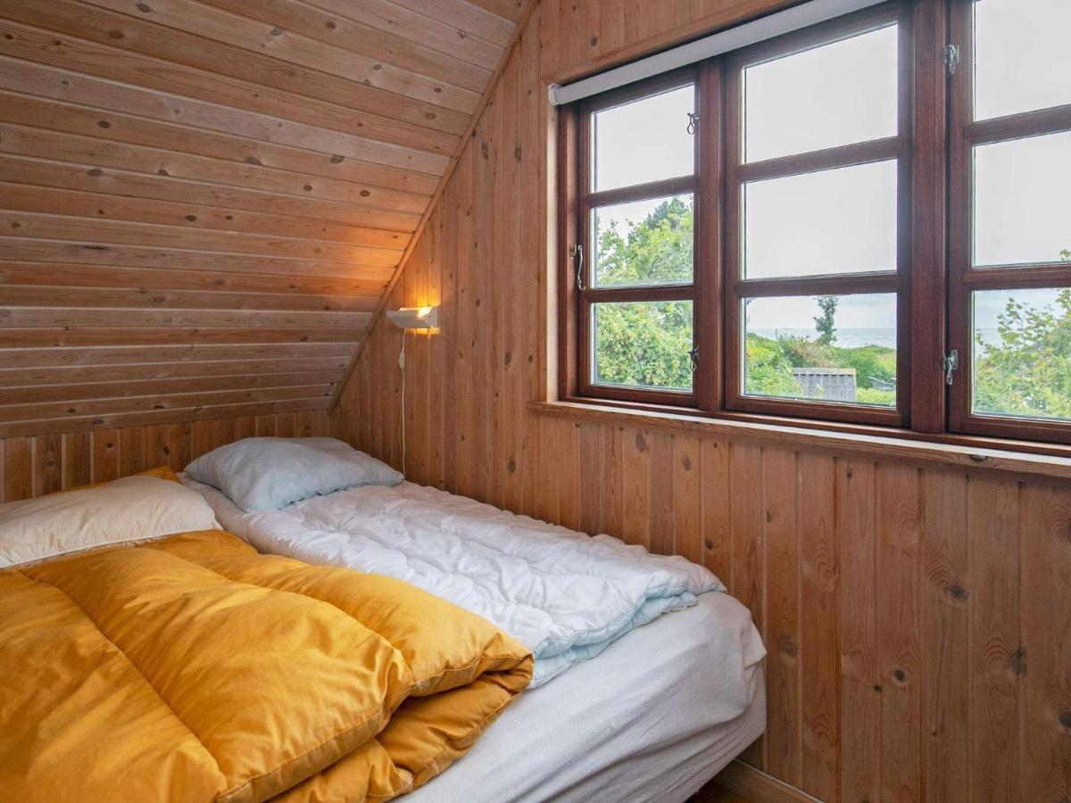 4 Person Holiday Home In Mesinge Luaran gambar